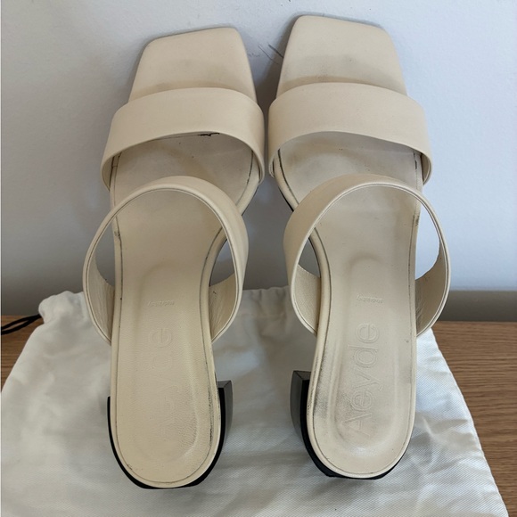 Aeyde Shoes - Aeyde Cream Leather Sandals EU 38, US 8. Made Italy. Like new
